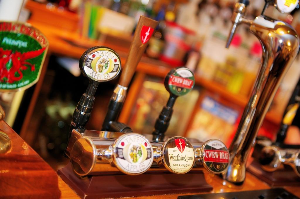 The Little Crown Inn Pontypool Eksteriør billede