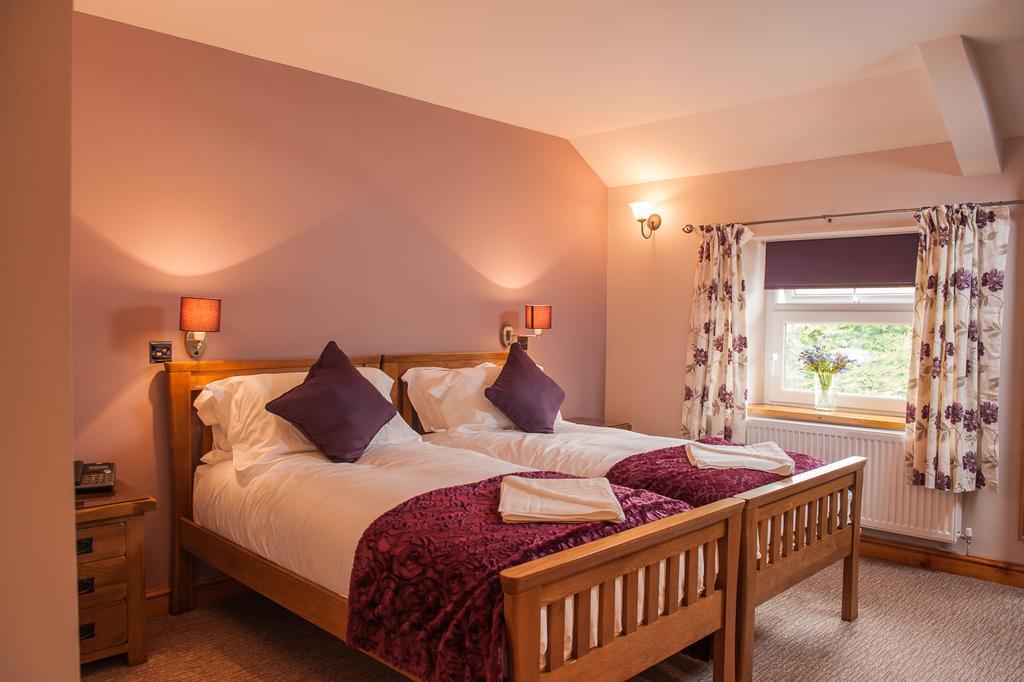 The Little Crown Inn Pontypool Eksteriør billede